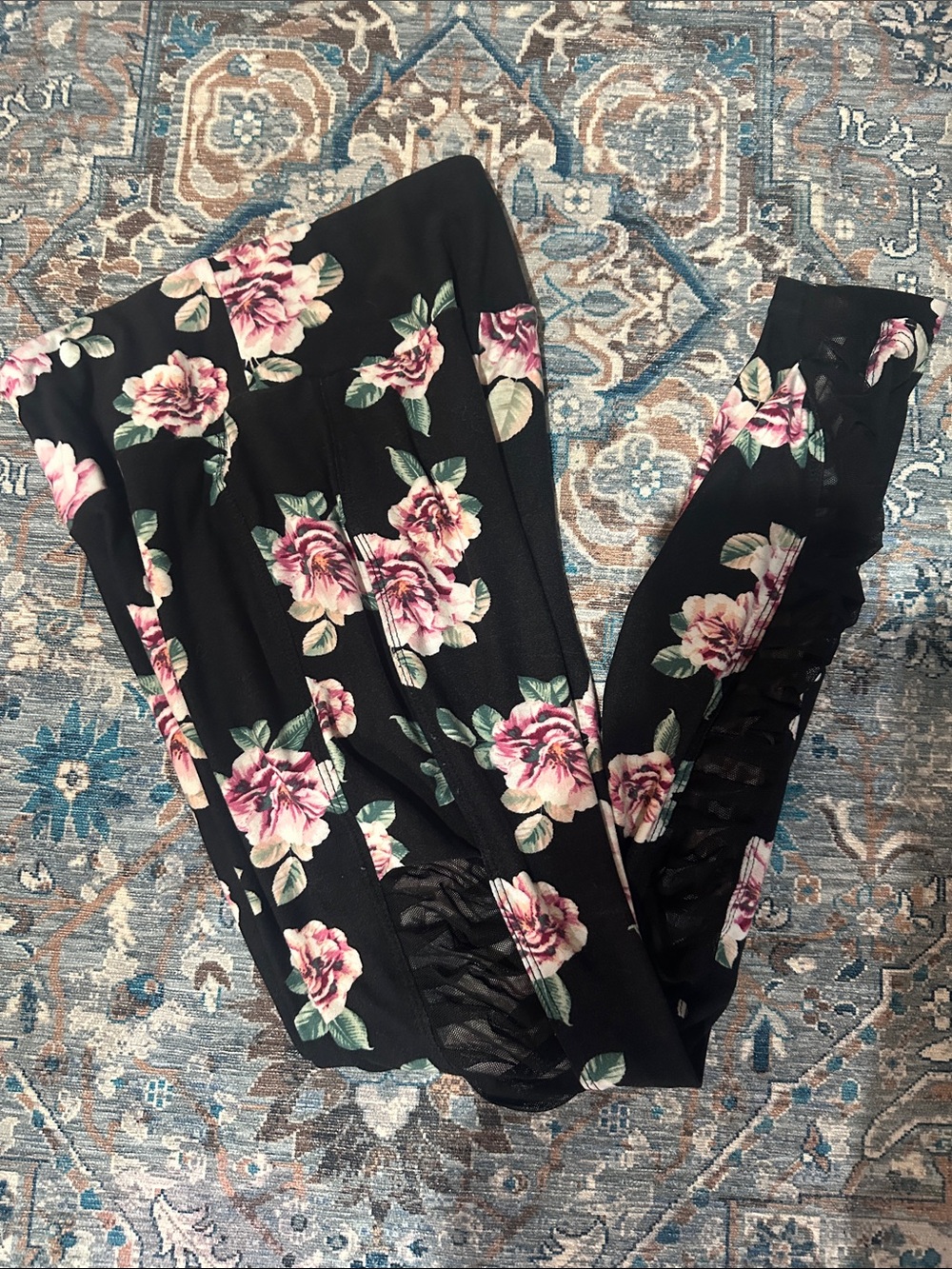 Black Floral Leggins